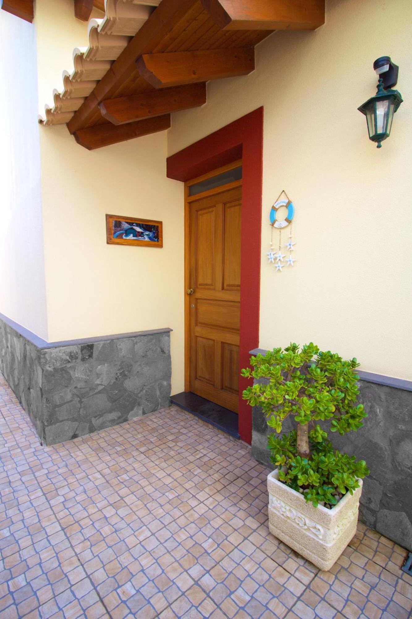 Casa Da Rainha Bungallow Estreito Da Calheta Exterior photo