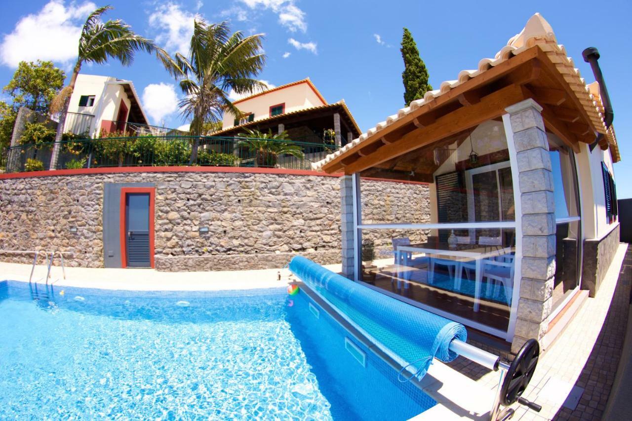 Casa Da Rainha Bungallow Estreito Da Calheta Exterior photo