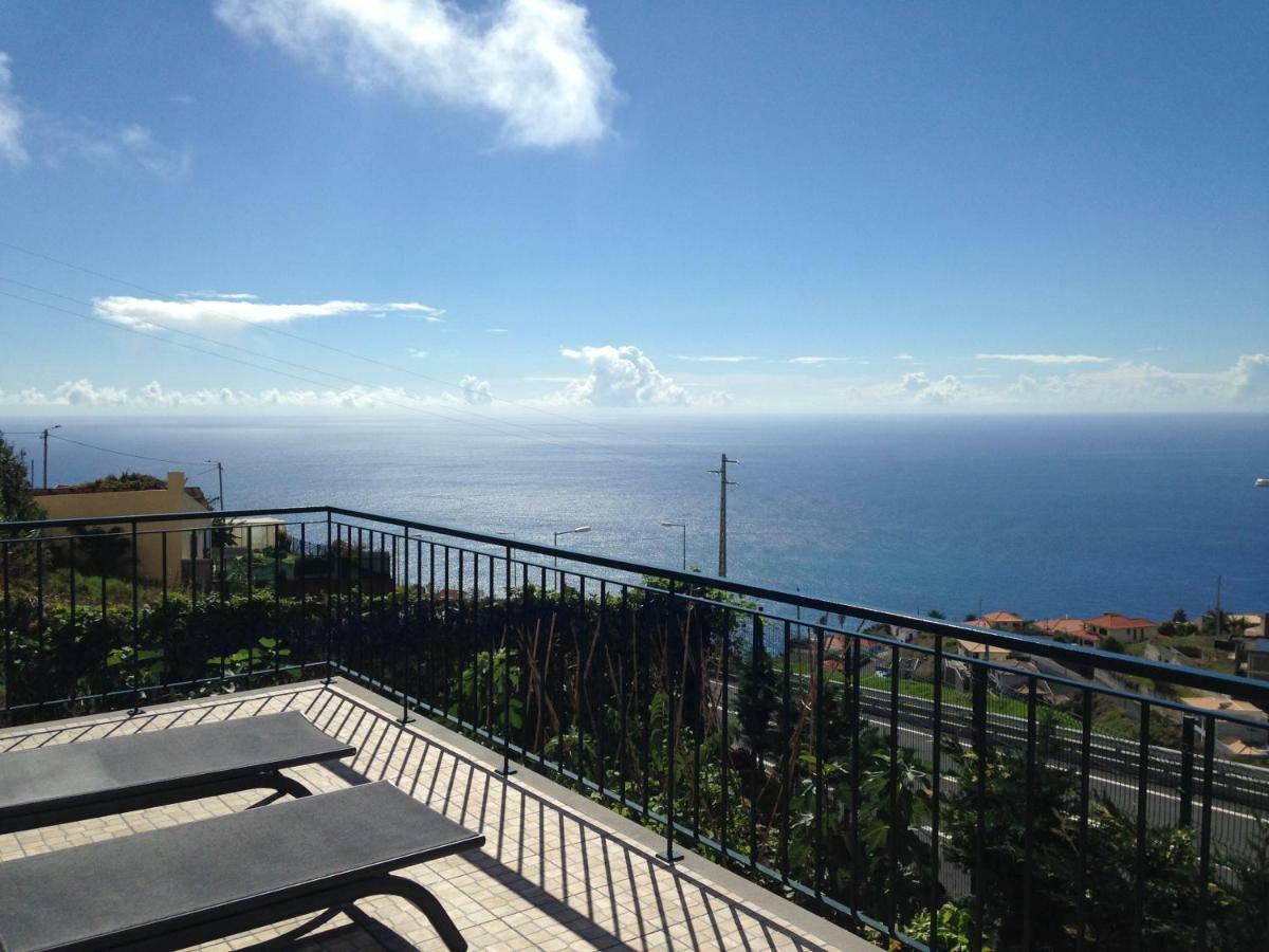 Casa Da Rainha Bungallow Estreito Da Calheta Exterior photo